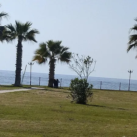 Kumsal Κουσάντασι